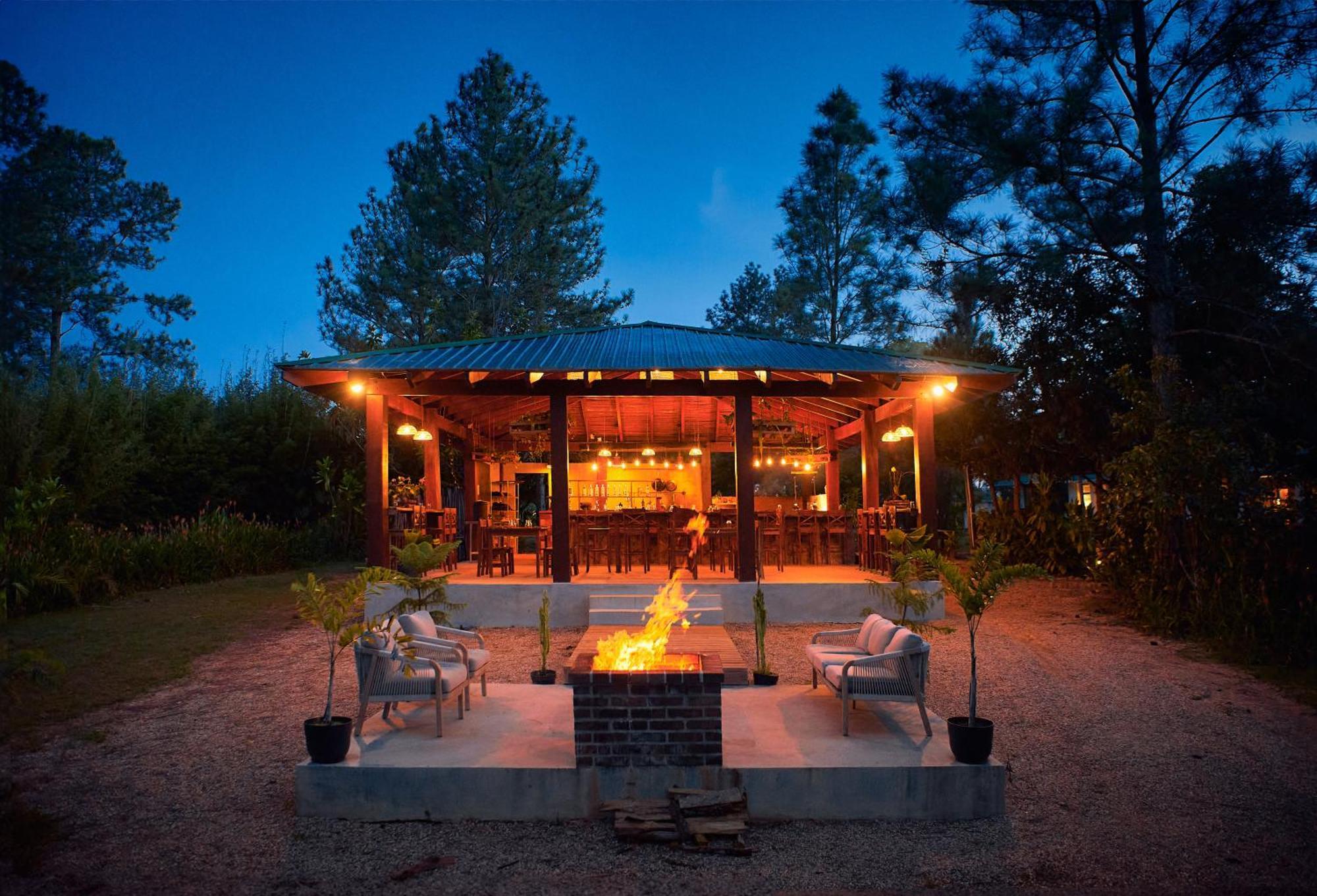 Hidden Valley Wilderness Lodge Blancaneau Exterior foto